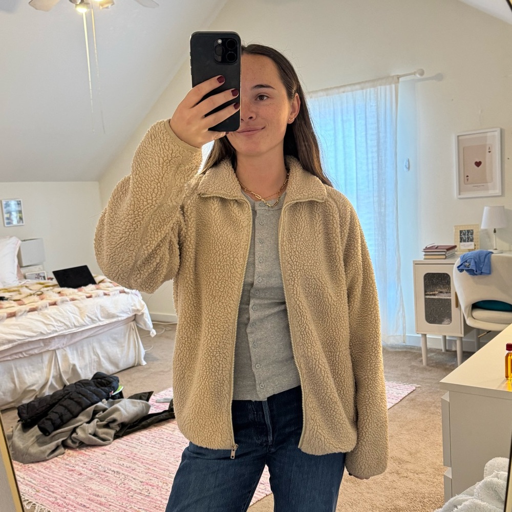 Tan teddy zip up jacket OS
